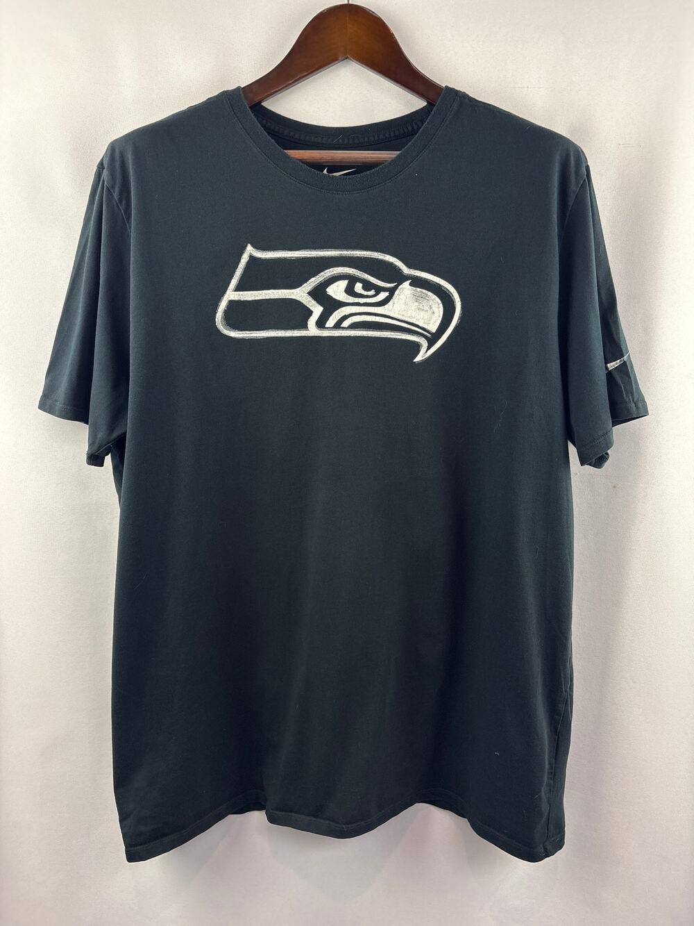 Women’s Nike XXL Black Seahawks Short Sleeve Shirt
